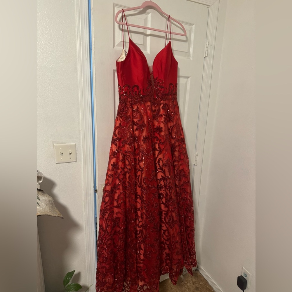 Gorgeous red dress